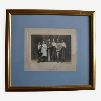 Family photo by Studio Fabre in Marseille around 1920