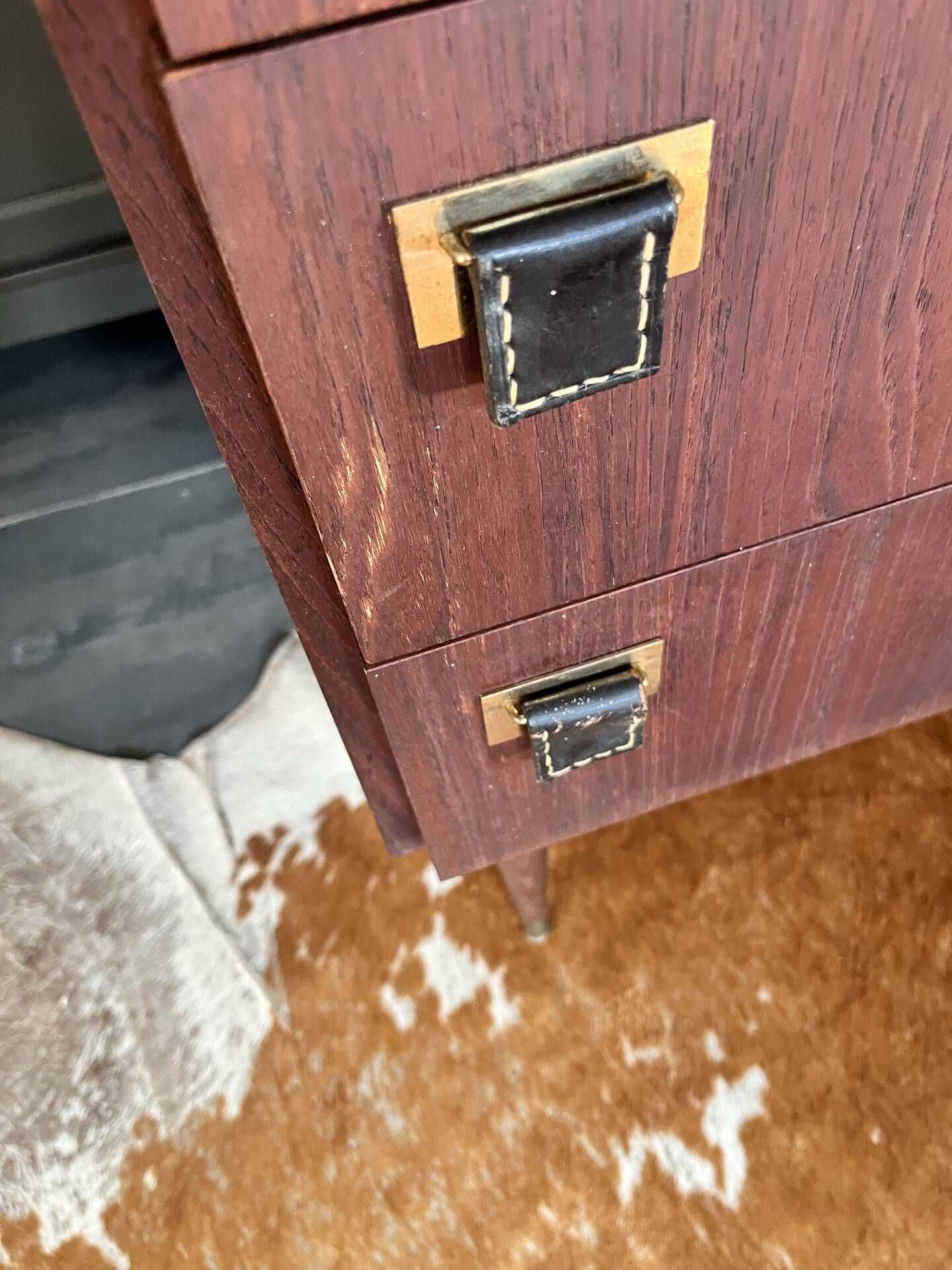 Vintage chest of drawers