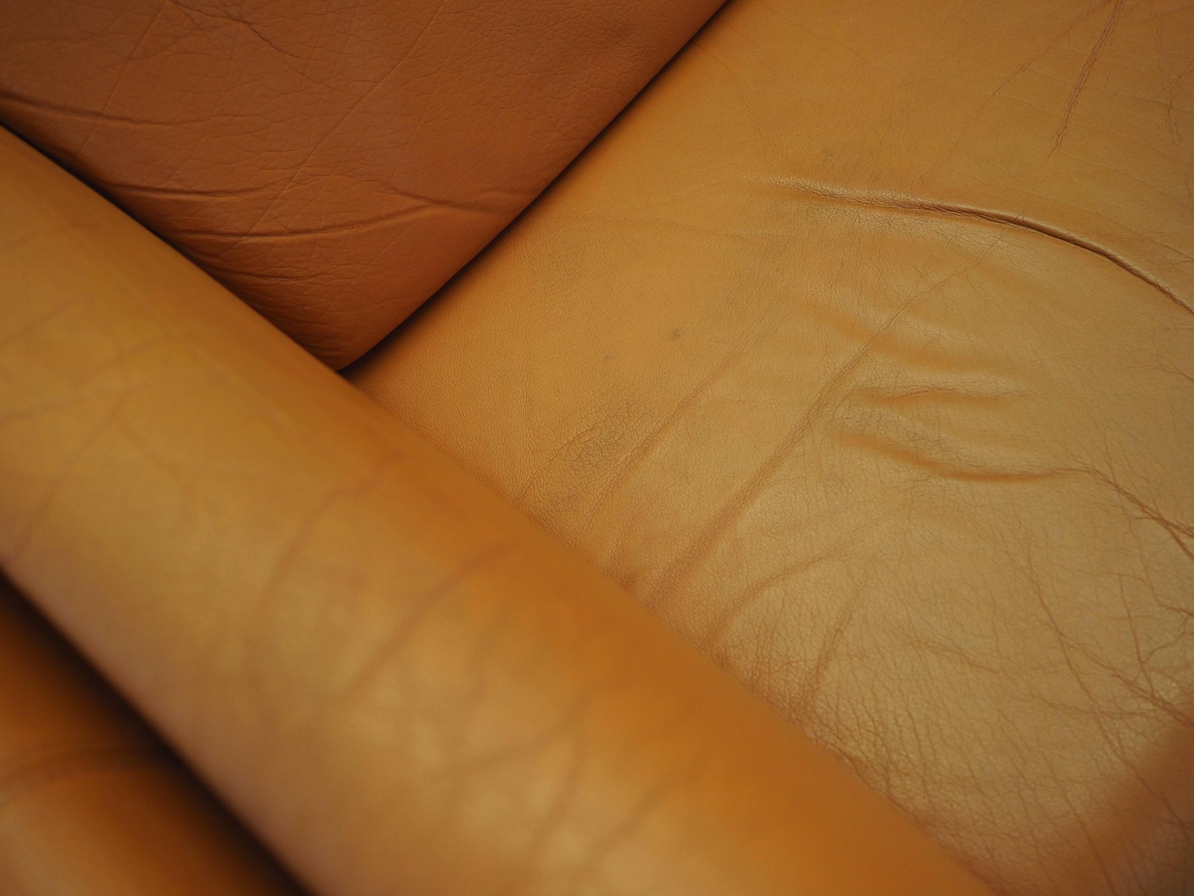 Orange leather sofa, Danish design, 1970s, production: Denmark