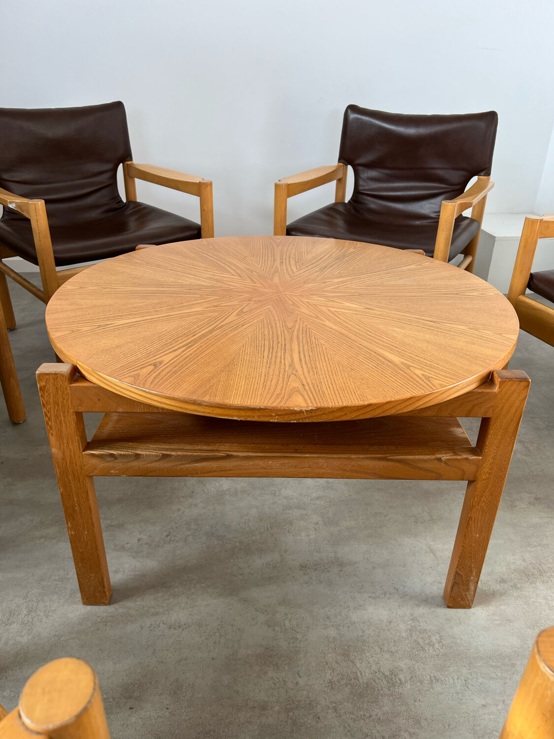 Ancienne table basse bois design années 60 Italy vintage