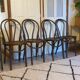 Quatre chaises bistrot