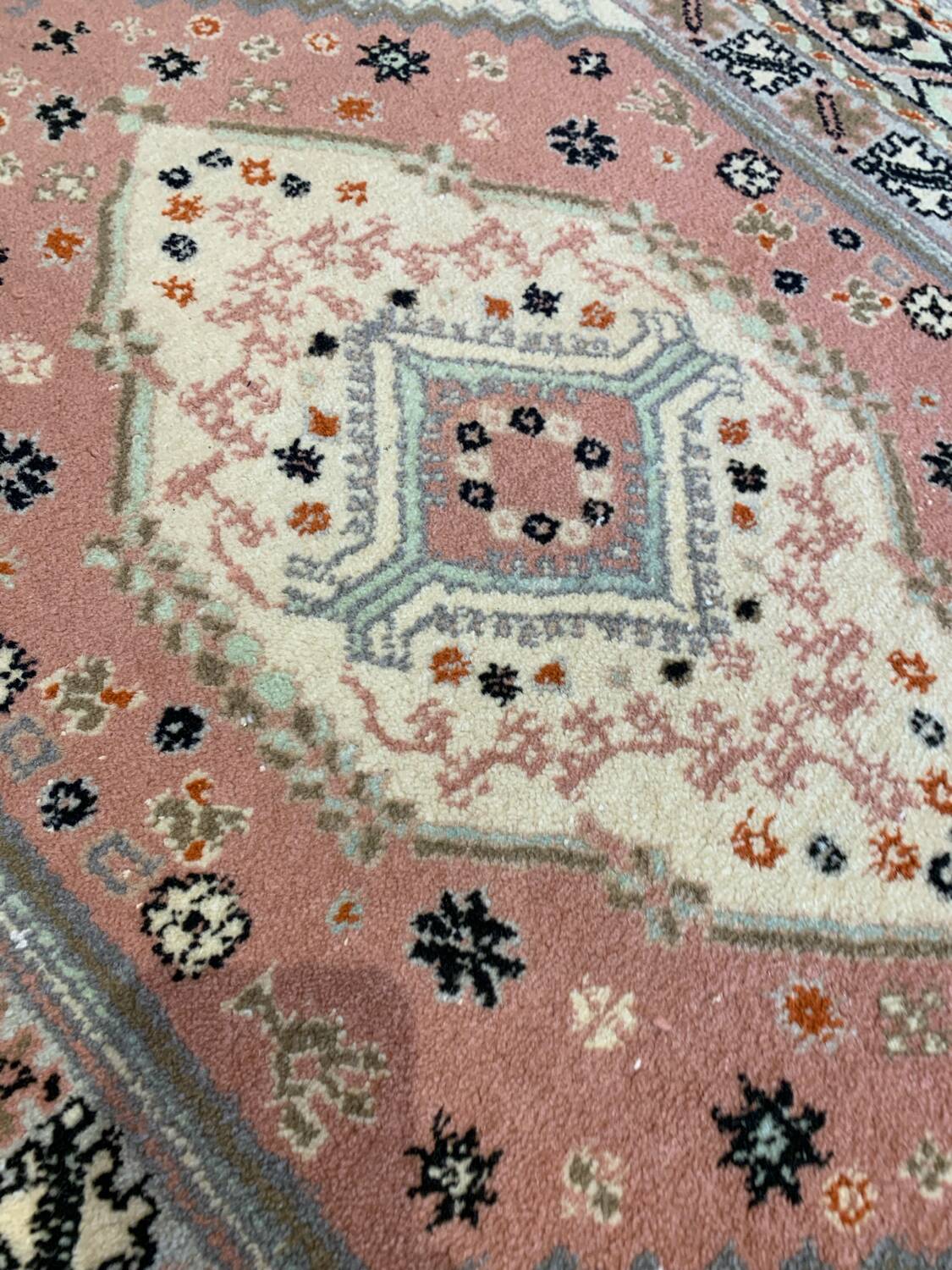 Vintage Persian Oriental Wool Rug