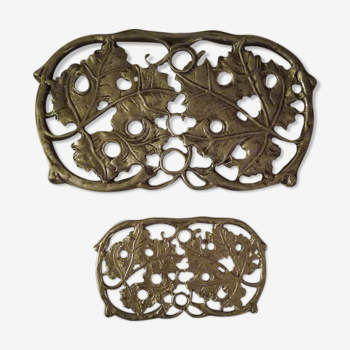 Duo de dessous de plat en bronze doré