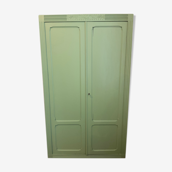 Armoire parisienne