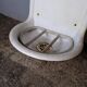 Fontaine à eau , évier lavabo fonte émaillée, ep 1950