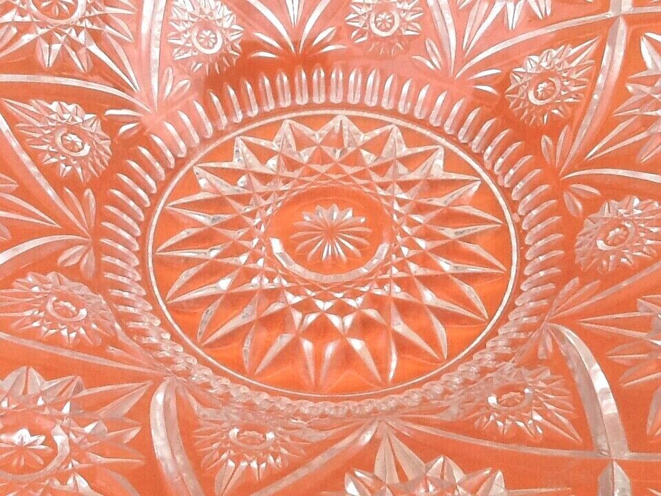 Coupe verre transparent ciselé à motifs géométriques années 1970