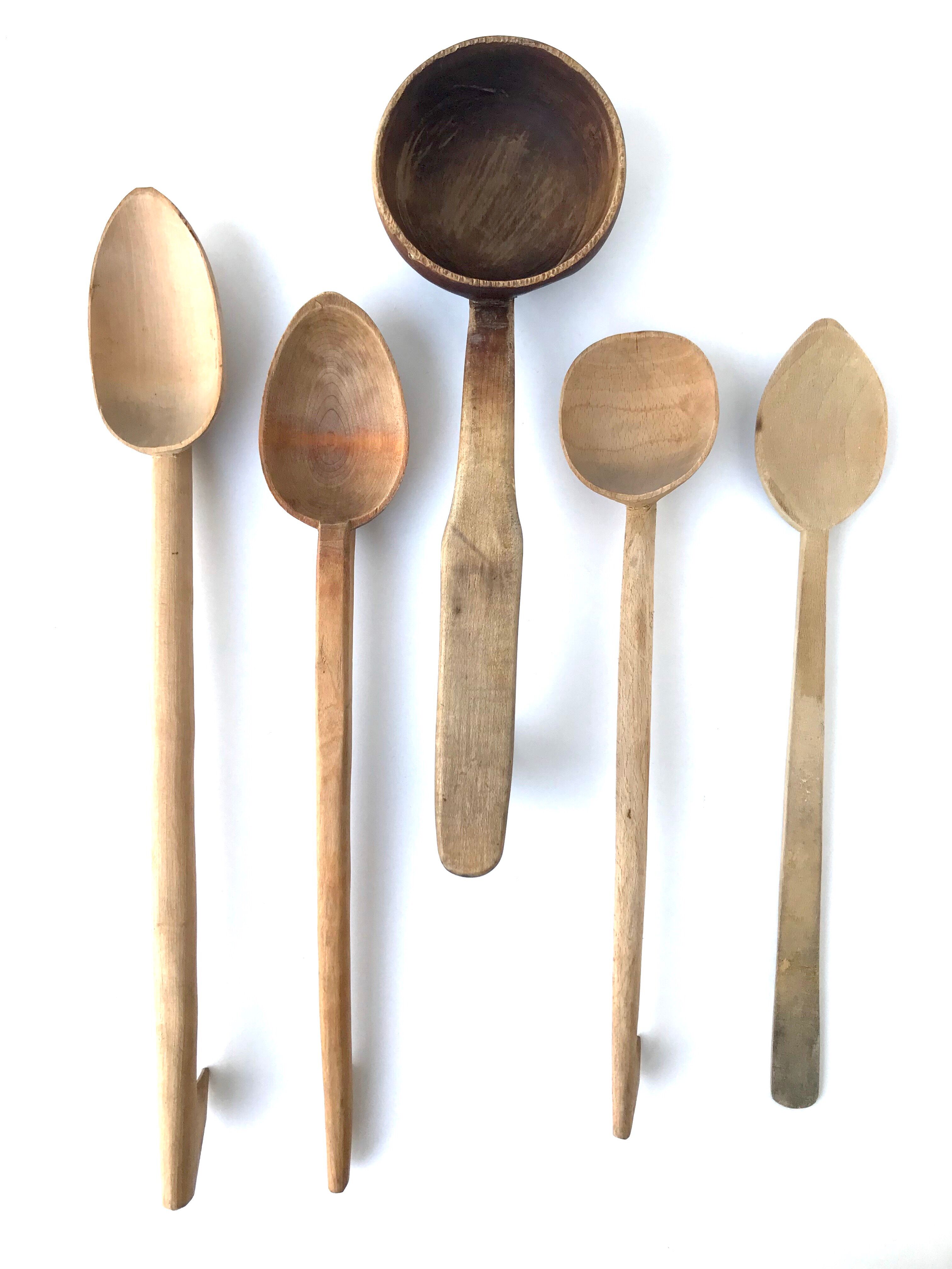 Couverts en bois vintage
