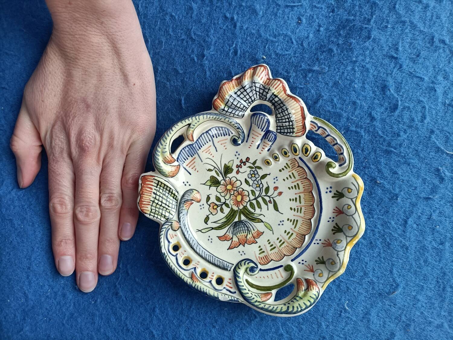 Handmade ashtray from Desvres pottery 💐