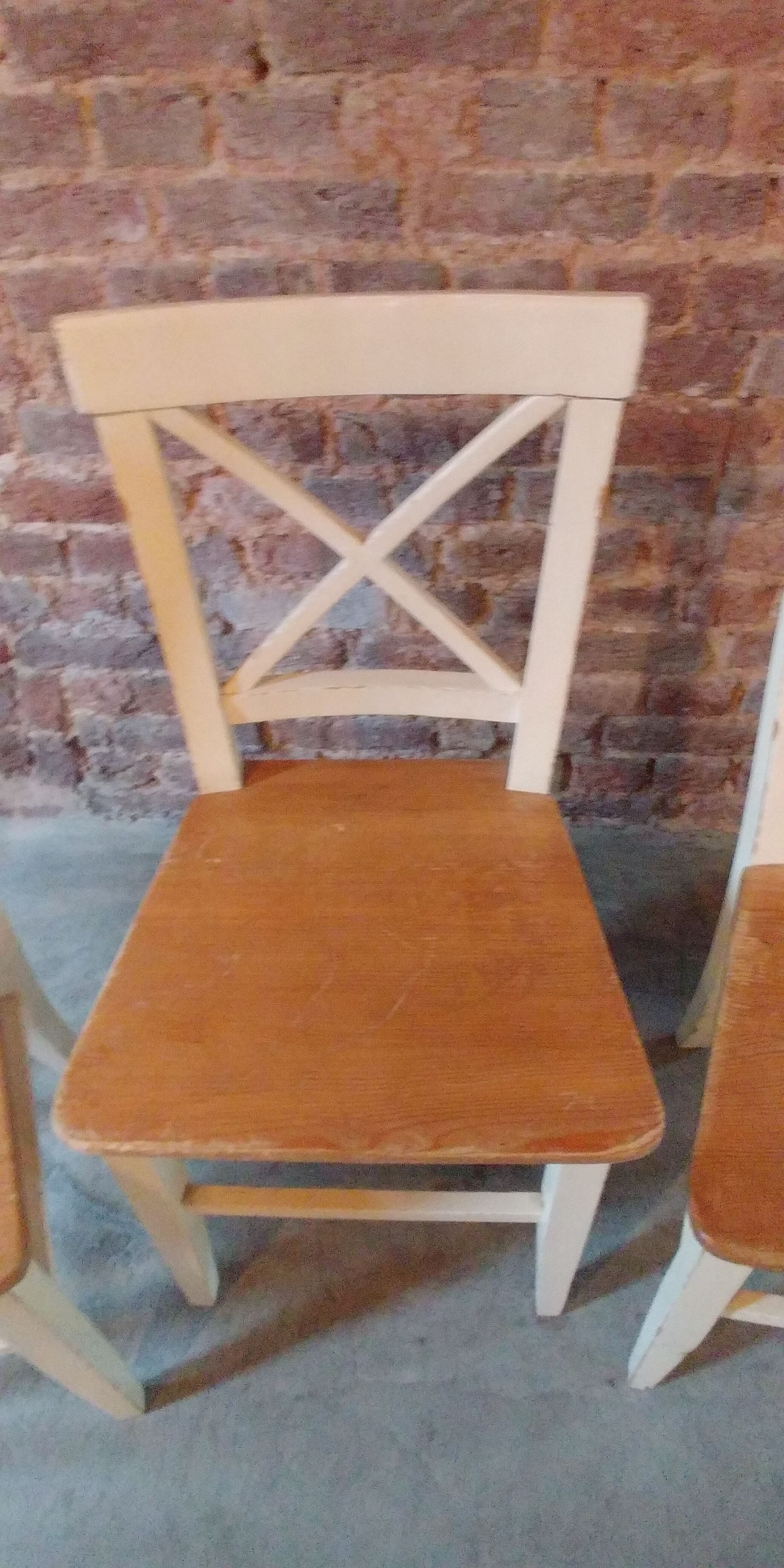 Set of 3 country chairs