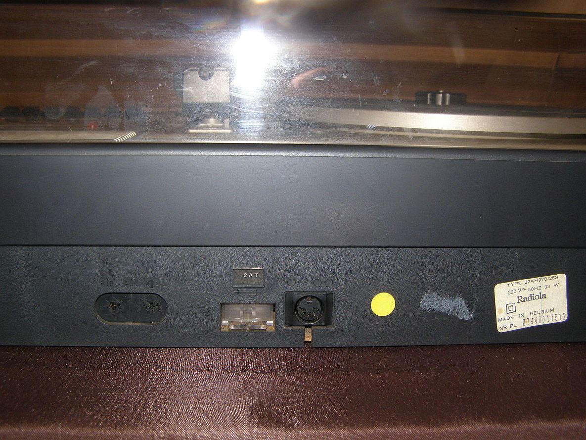 Vintage Stereo Stereo "Radiola" model 22AH970