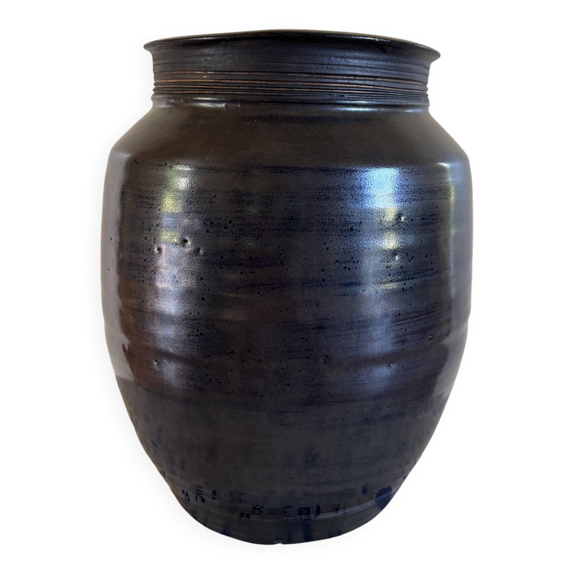 Vase en grès émaillé à couverte sombre. Monogramme JP Jacques Pouchain.