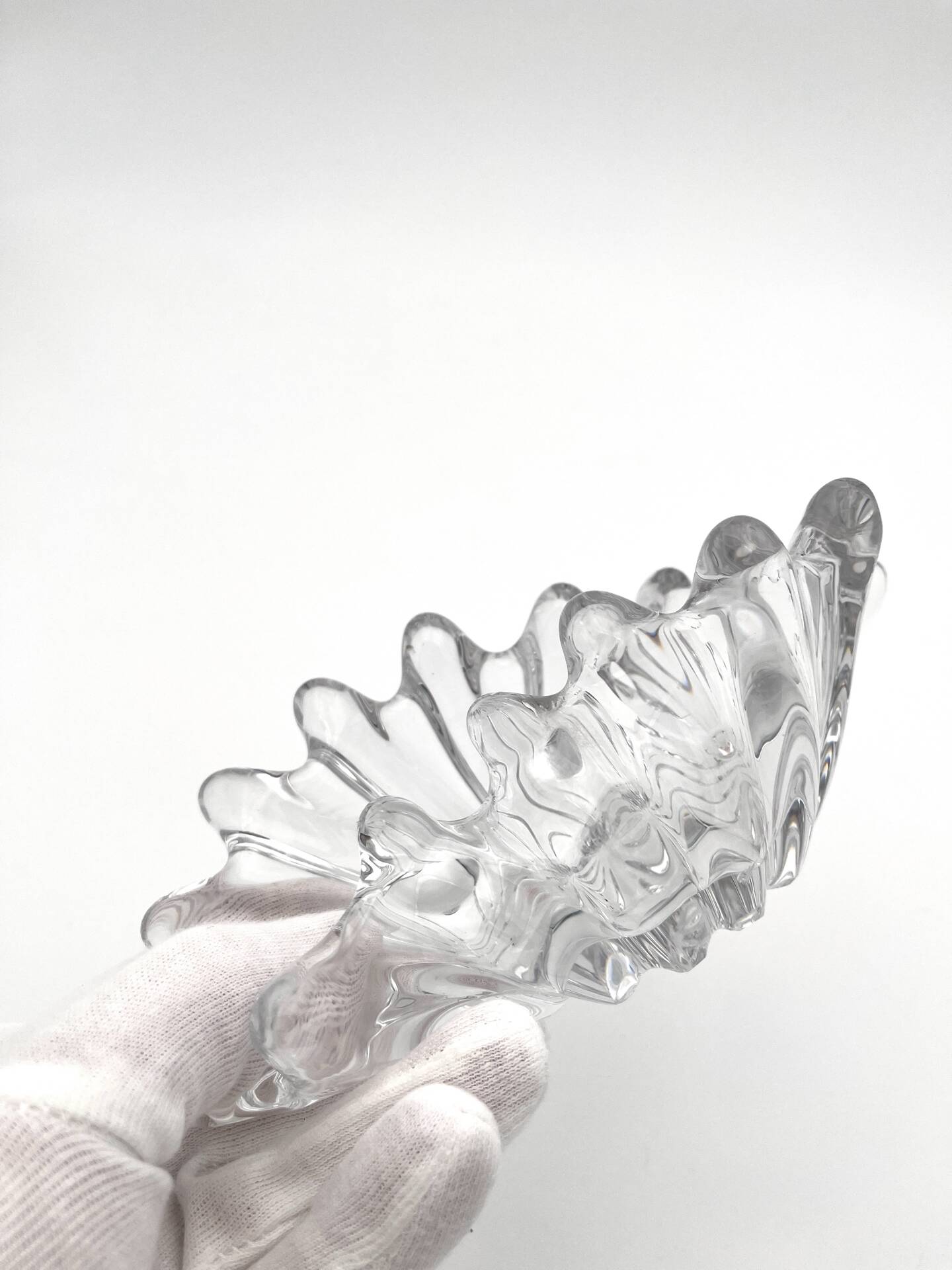 Ouraline Coupe Blown Glass Bohemia Shell Sculpture 1950