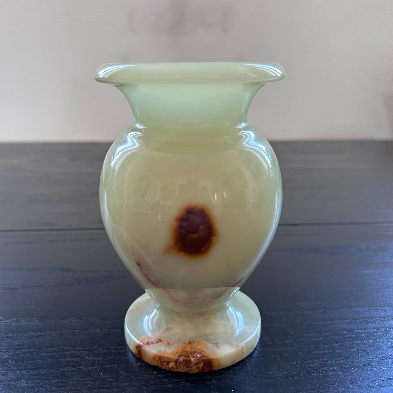 Onyx vase
