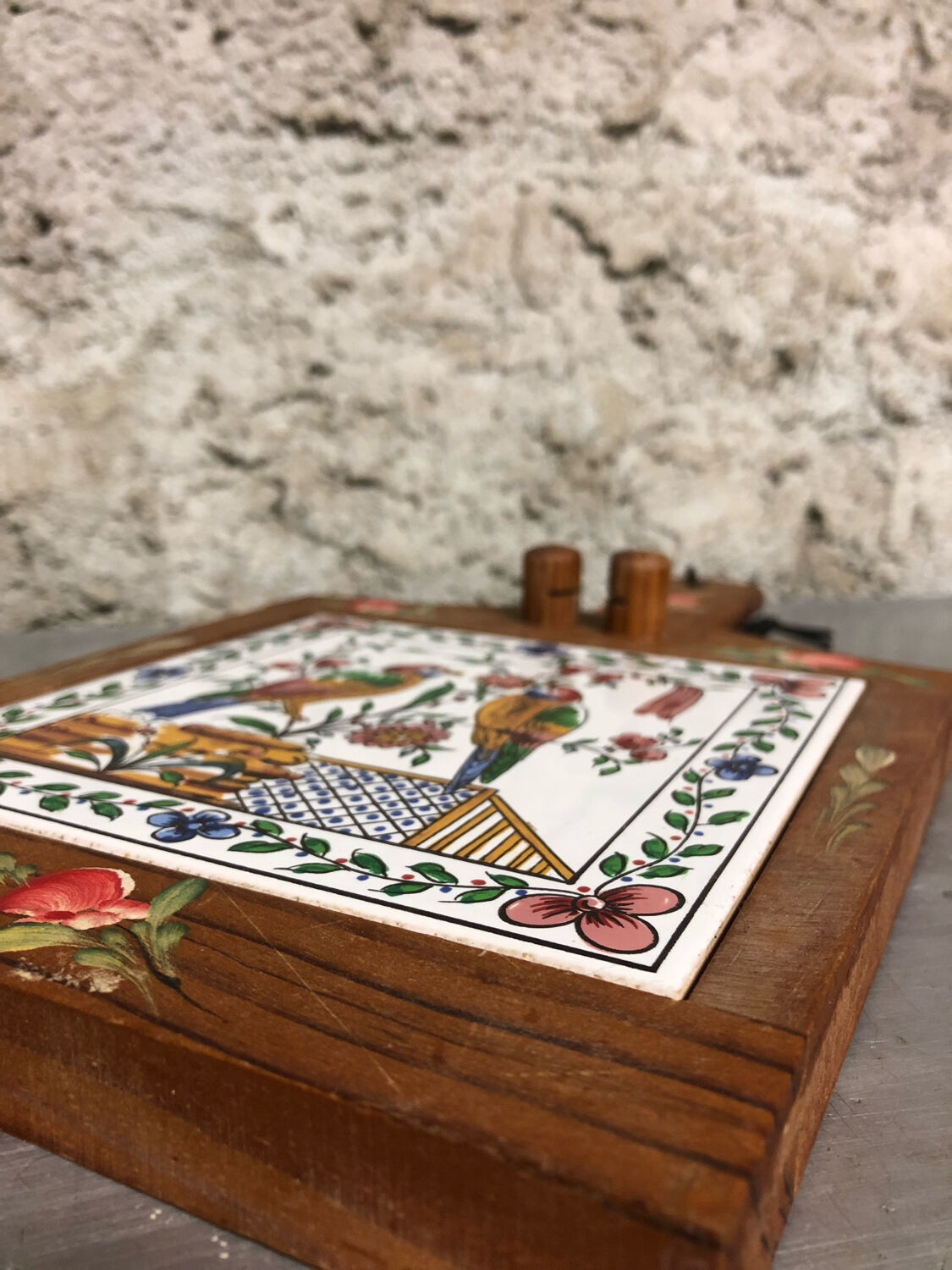 Hand-painted tiled cutting board