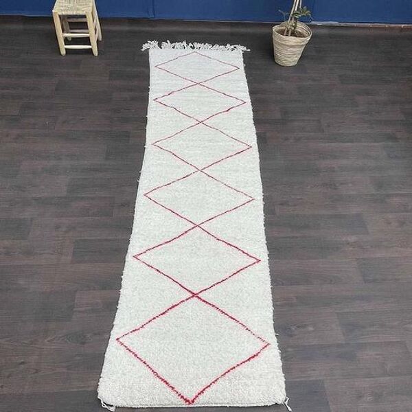 Tapis de couloir berbère blanc et rouge 85 x 310 cm