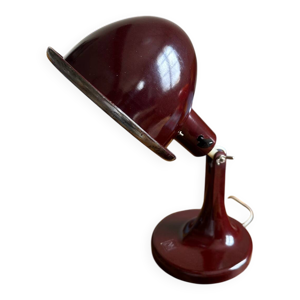 Red bakelite table lamp,