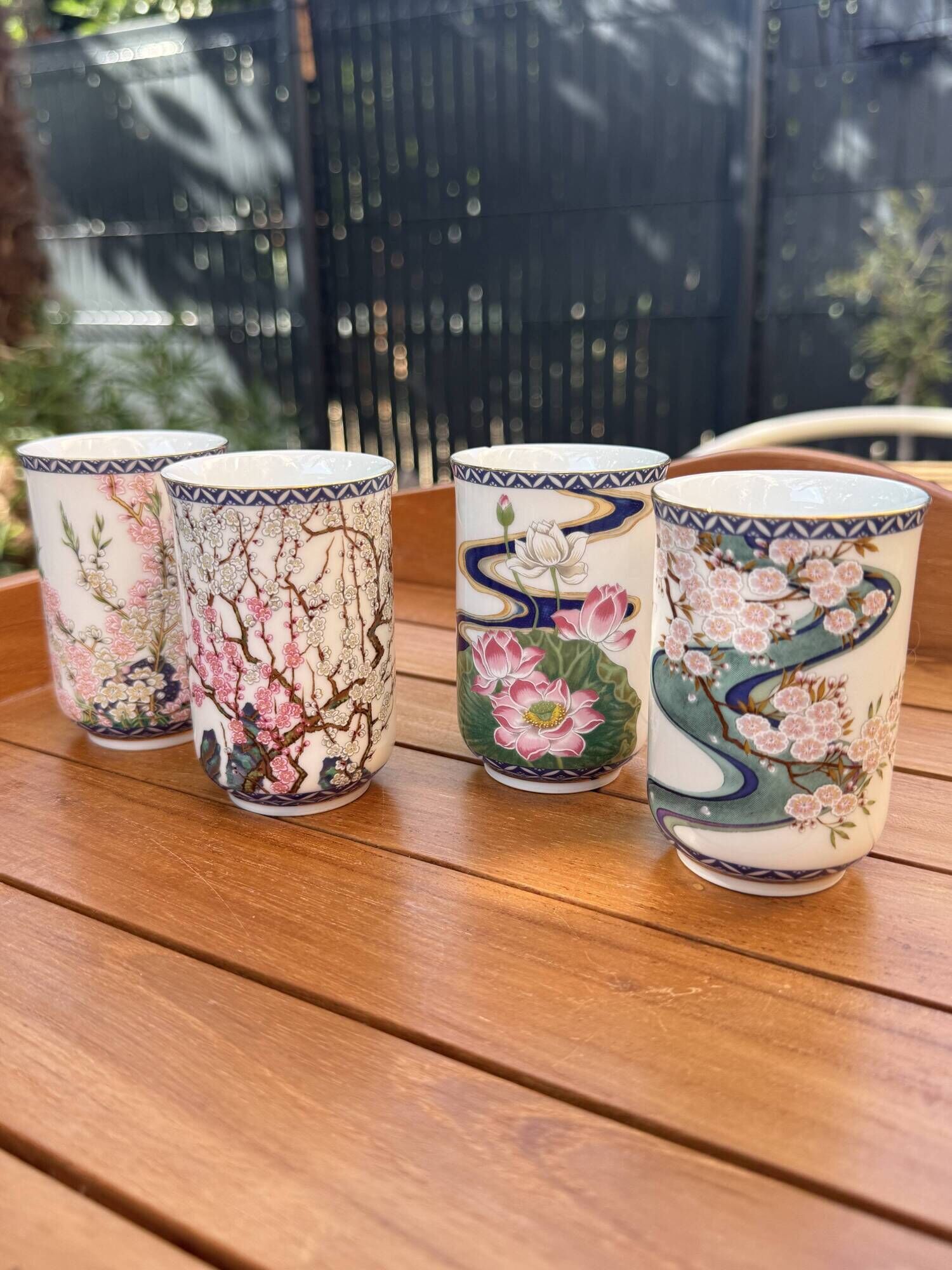 4 tasses japonaises Franklin Porcelain – Édition limitée 1981