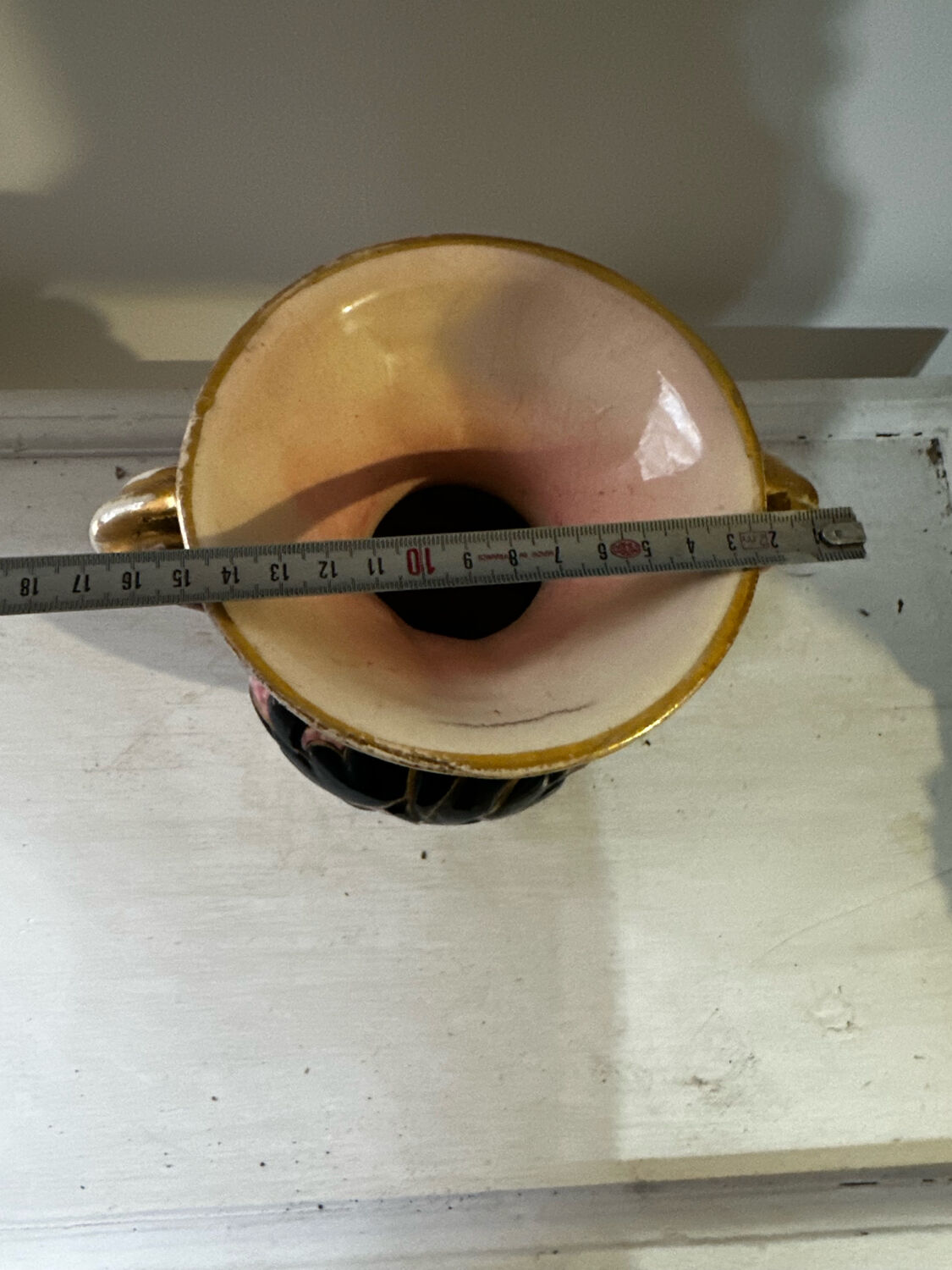 Vase Amphore Vintage Vallauris décor Floral en relief