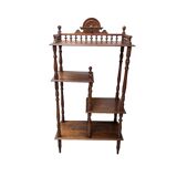 Meubles anciens en noyer à plusieurs niveaux, fin du XIXe siècle