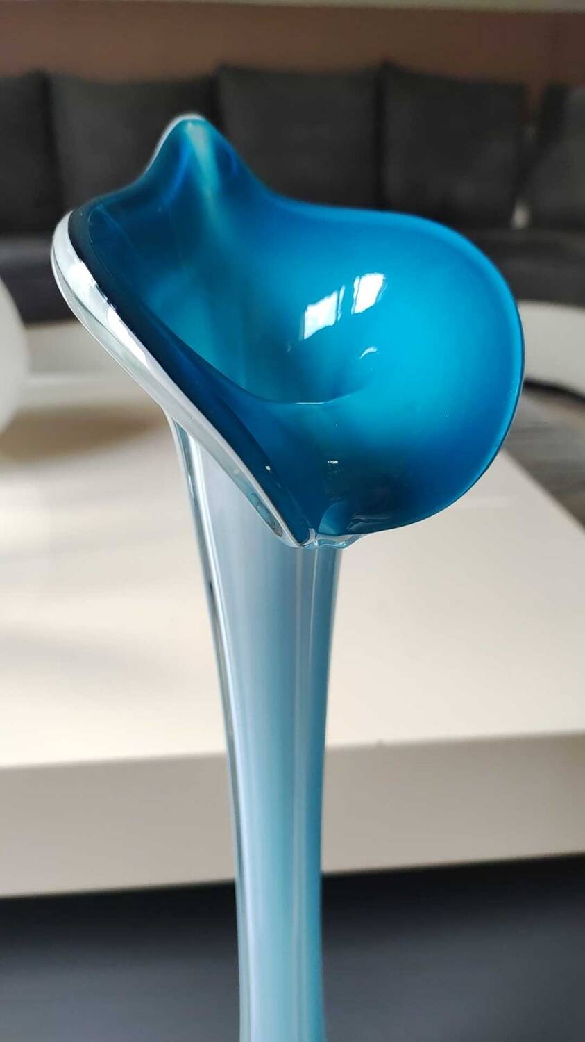 Murano Calla Vase. Floral form of Arum Flower. Blue tones. High 41 cm