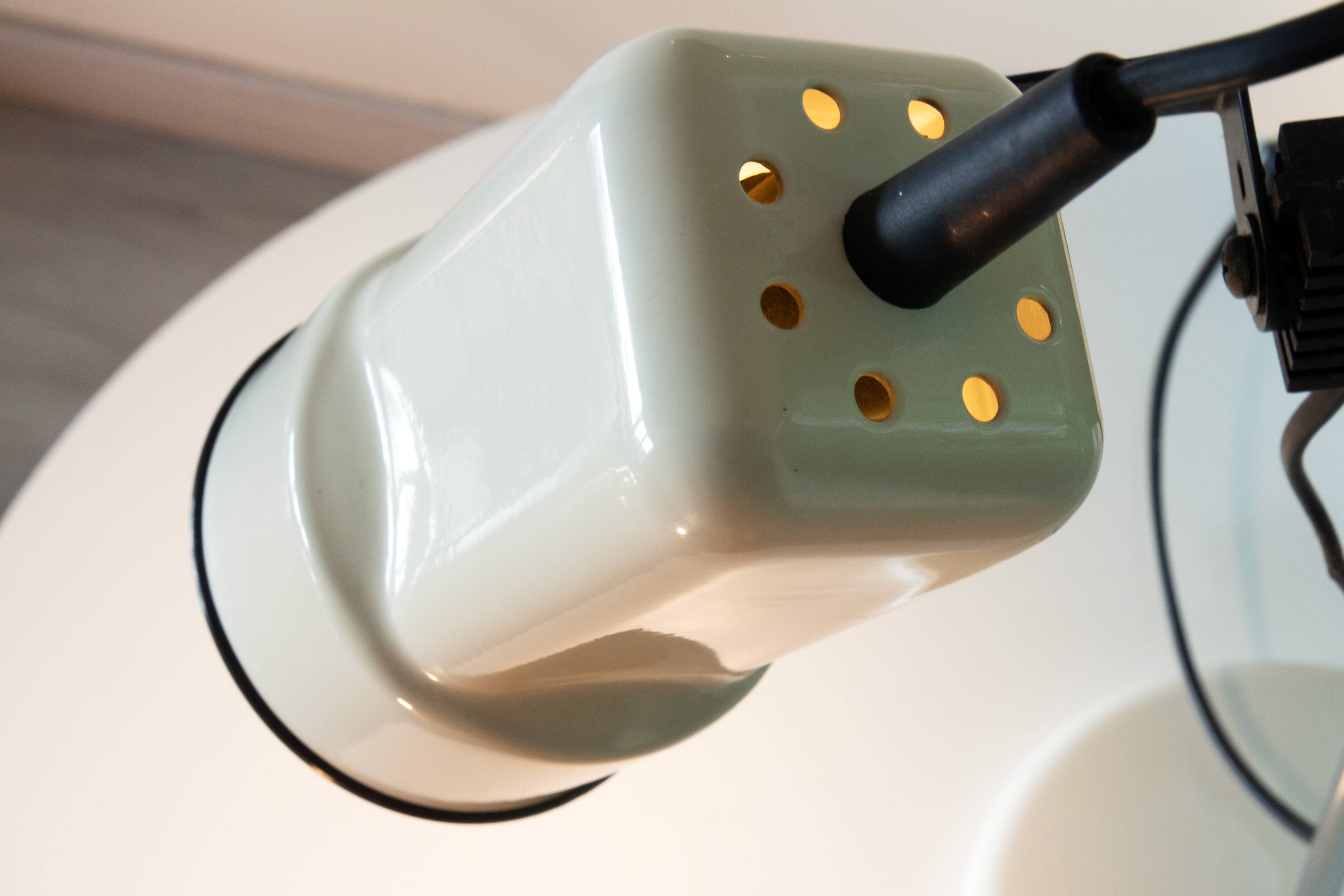 Desk lamp from the 70s and 80s, chrome and white lacquered metal