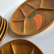 6 assiettes compartimentées vintage