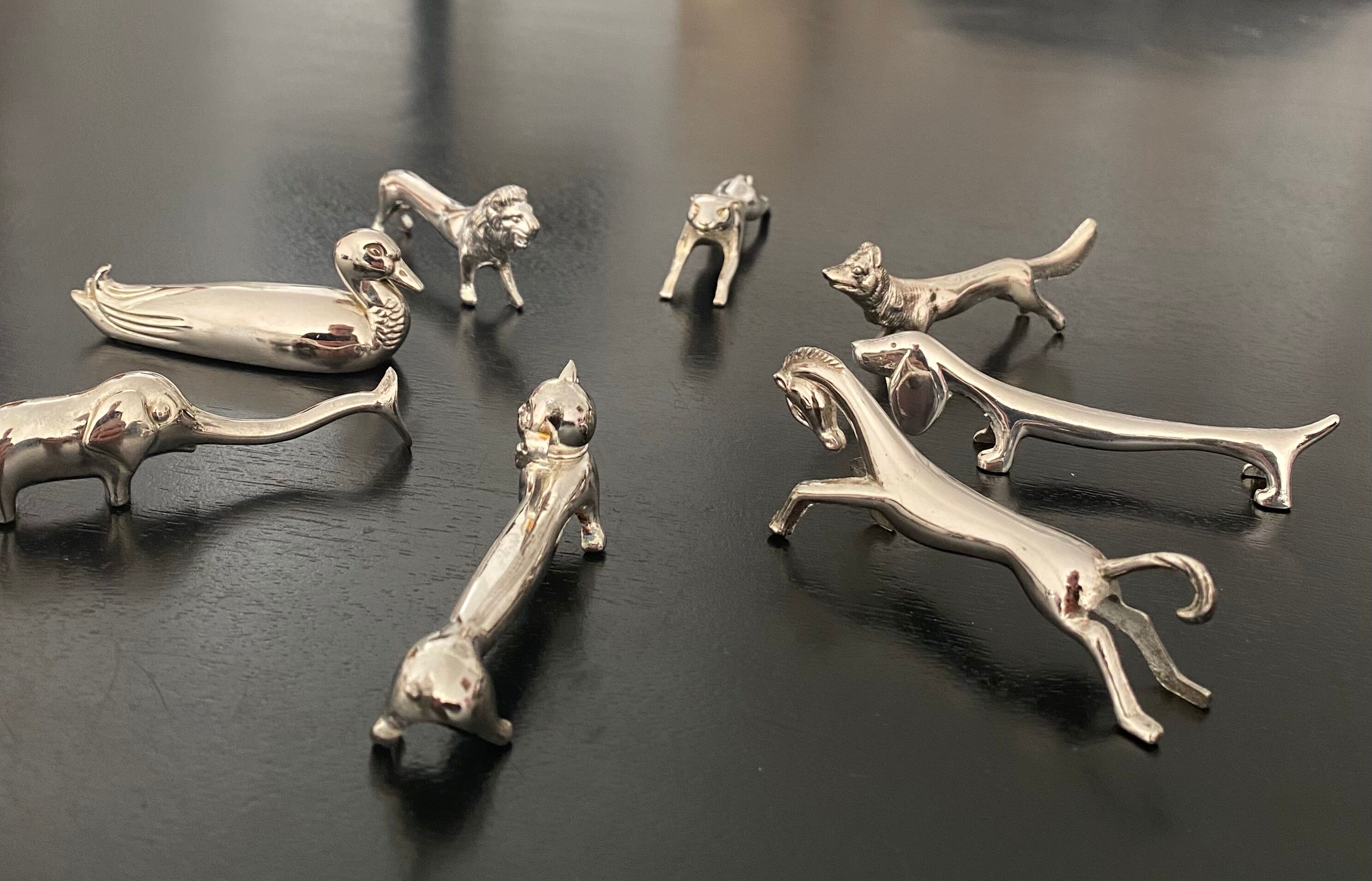 8 different animal knife holders