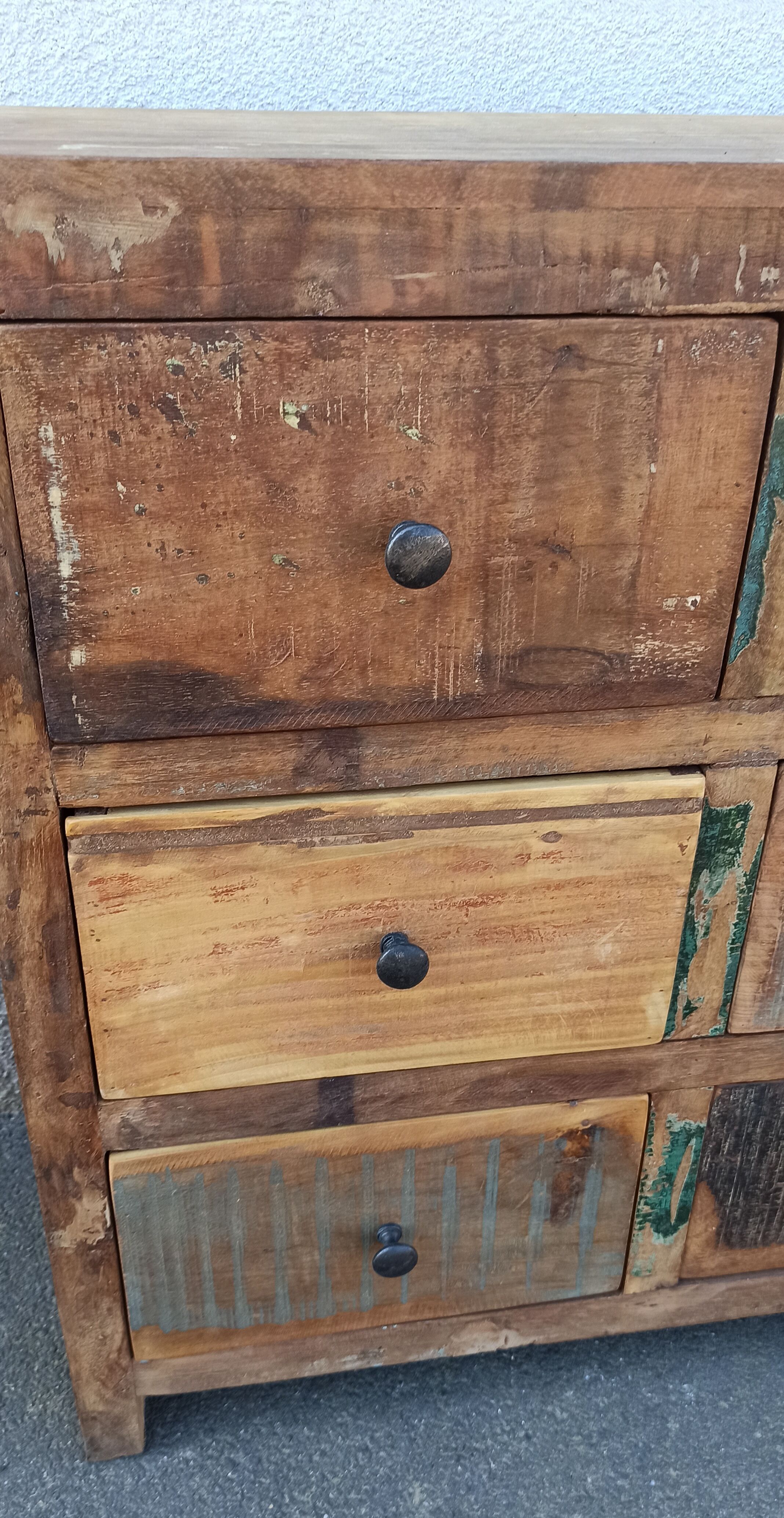 Commode en bois 9 tiroirs