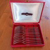 Box of 12 small dessert forks, Devouge Dupont silverware.