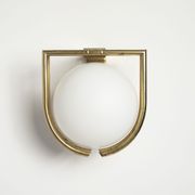 Applique / applique années 1970 en laiton et verre opalin, Italie