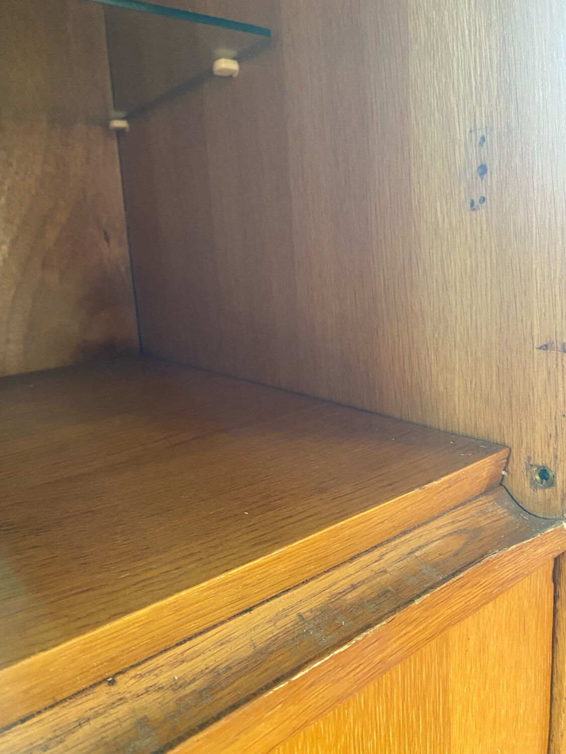Scandinavian chest of drawers with vintage 70s compass legs.