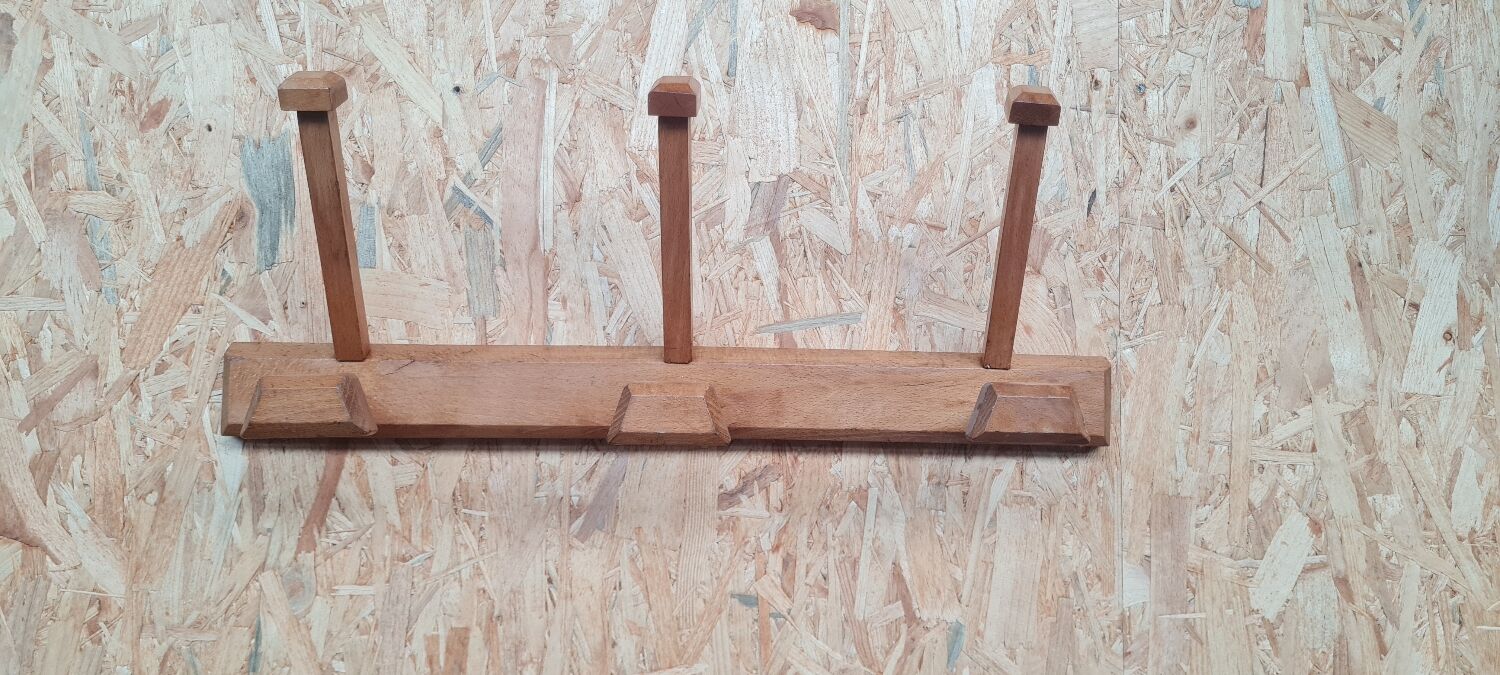 Baumman wooden coat rack