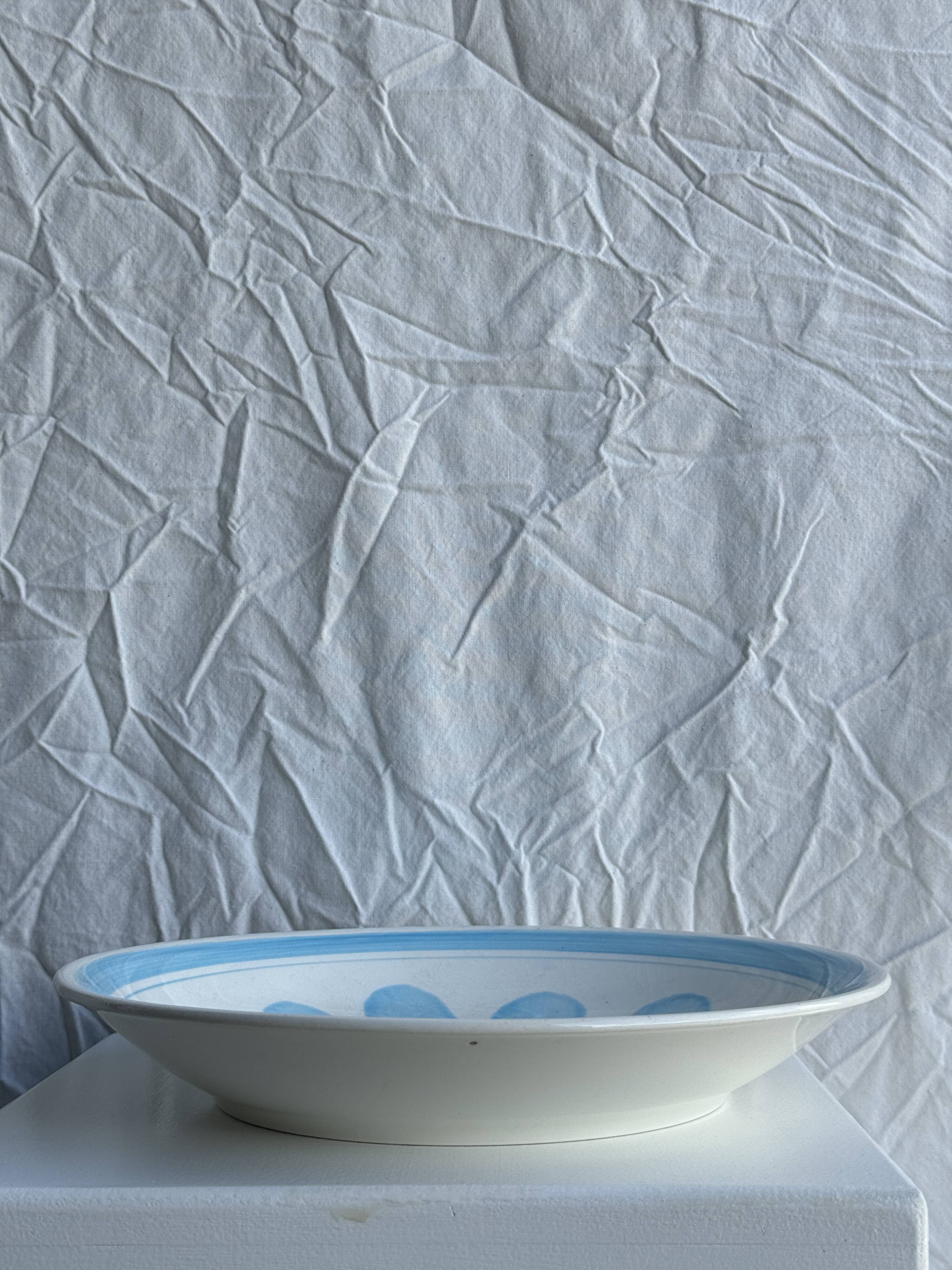 Large fruit bowl, classic French glass dish