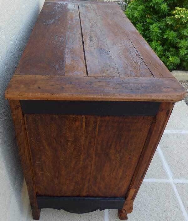 Antique sideboard from the end of the 19th century, 2 doors, 2 drawers, shelf in its patina