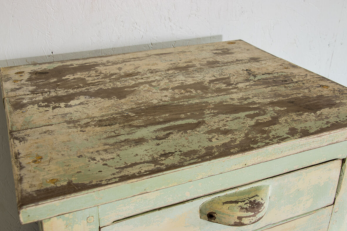 Confectioner's storage unit