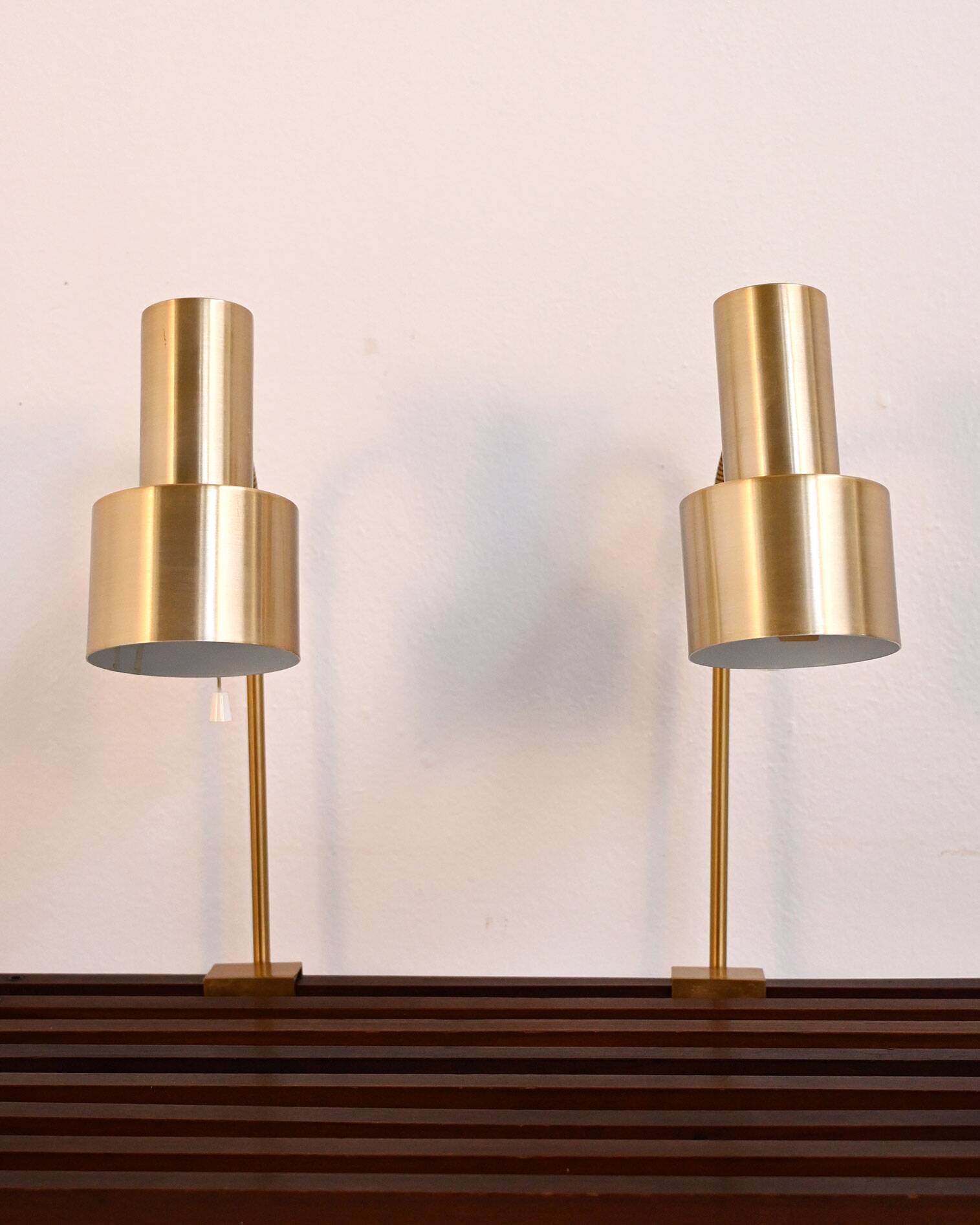 Paire de lampes de chevet par Nybro Armaturfabrik AB, années 1950.