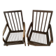 Une paire de fauteuils style scandinave