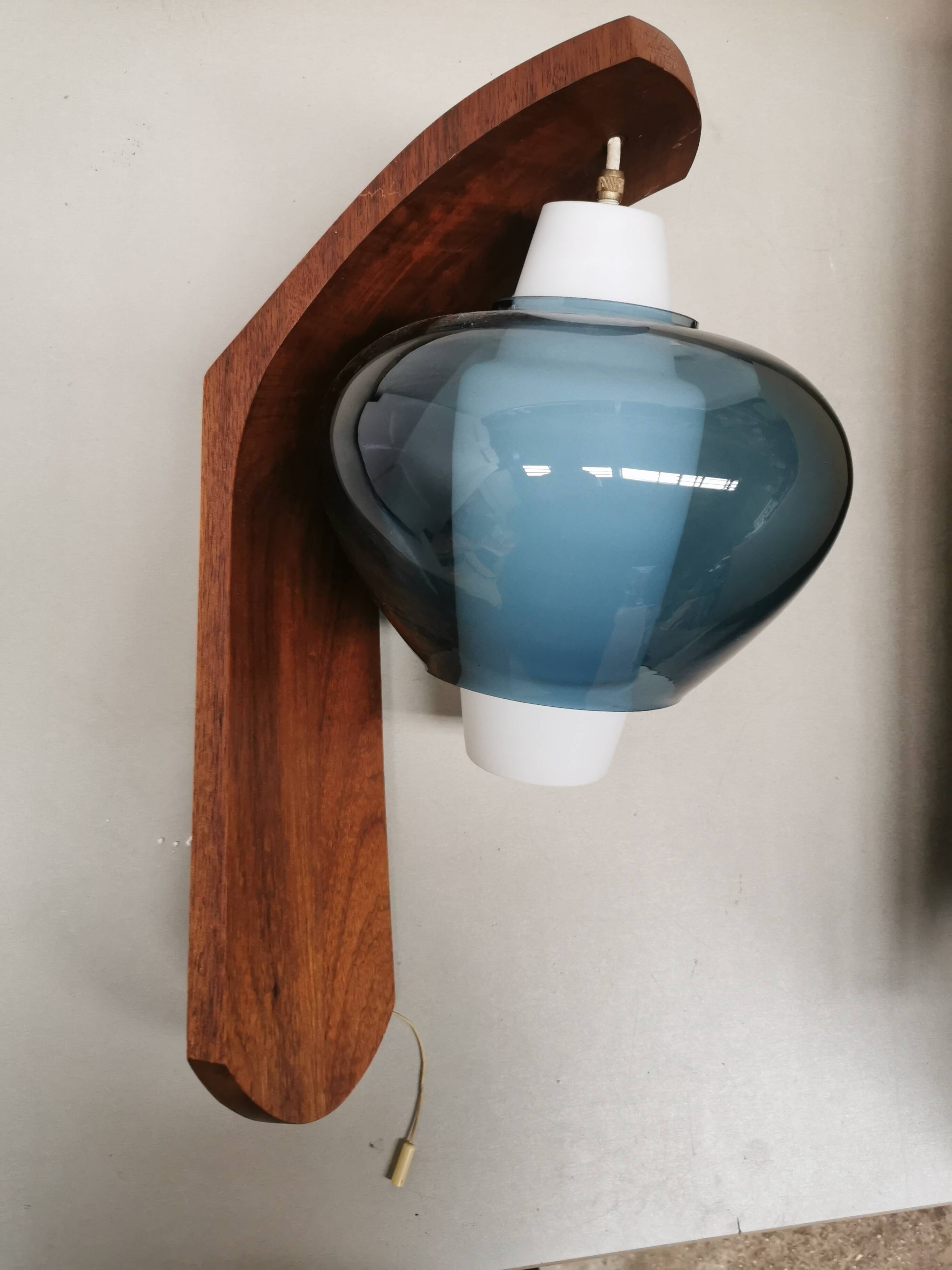 Vintage scandinavian wall light Louis Kalff