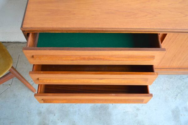 Enfilade scandinave vintage par White & Newton * 194 cm *
