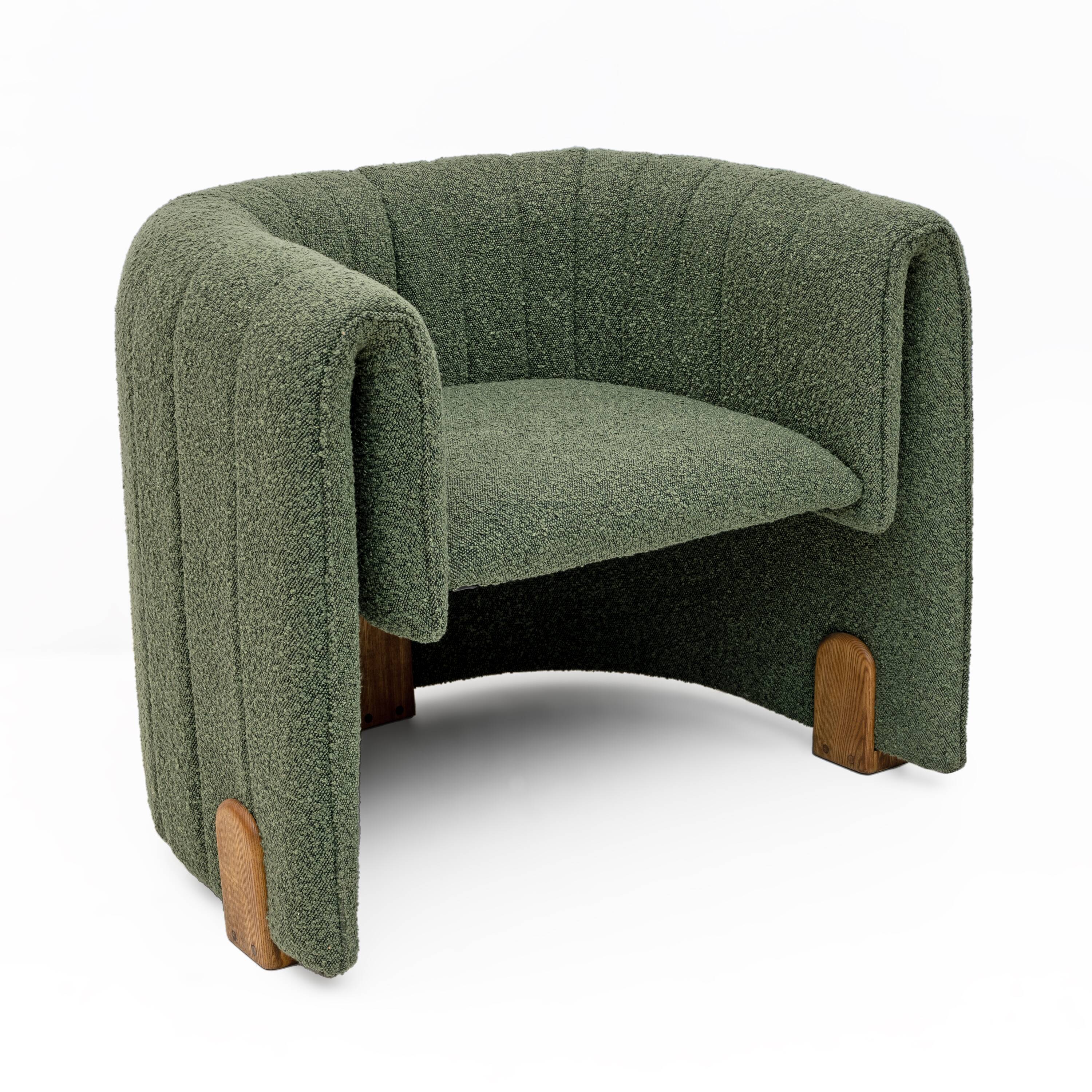 Pair of Italian Design Bouclè Armchairs