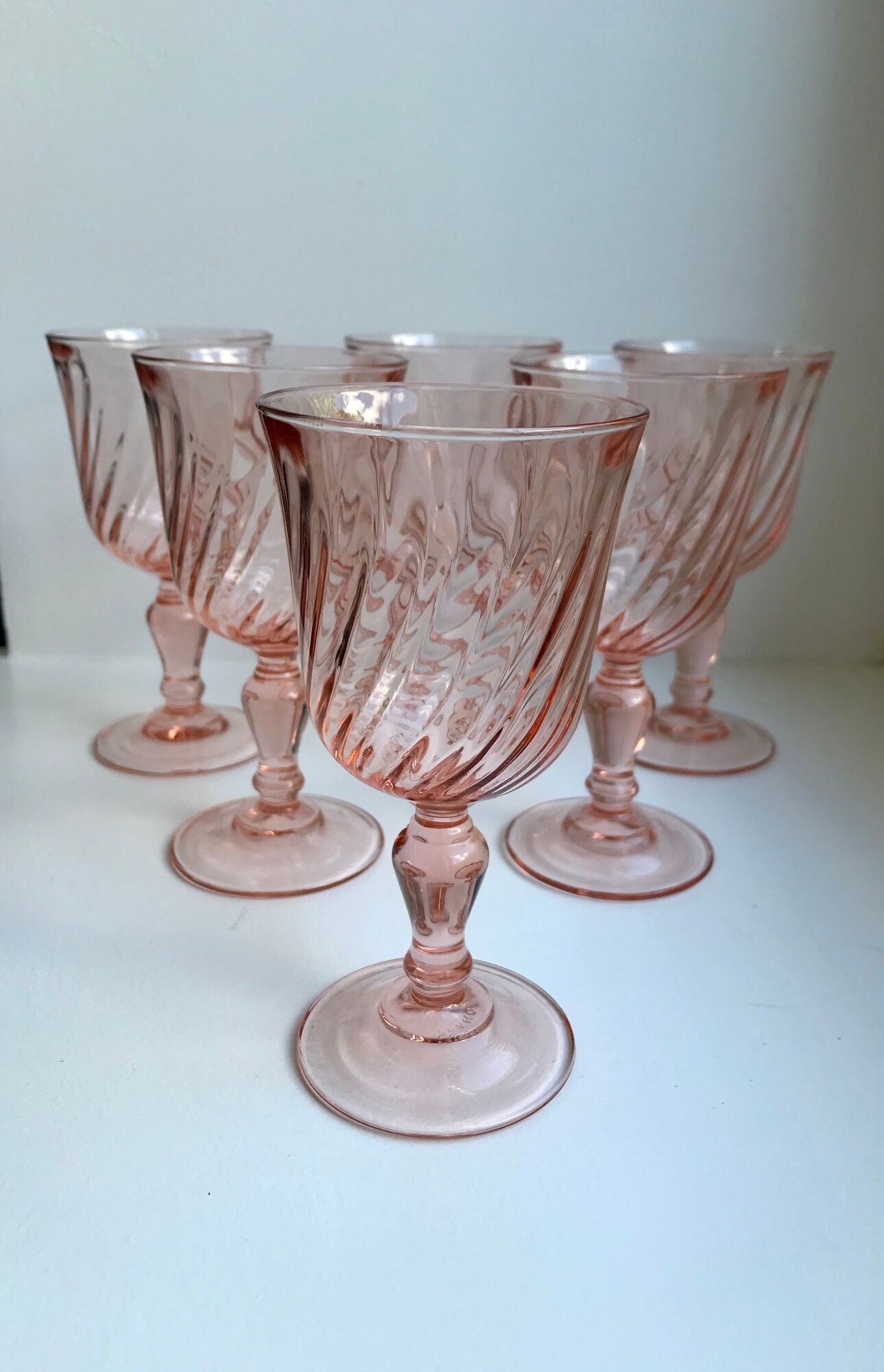 Set of 6 vintage Rosaline twisted pink glass wine glasses