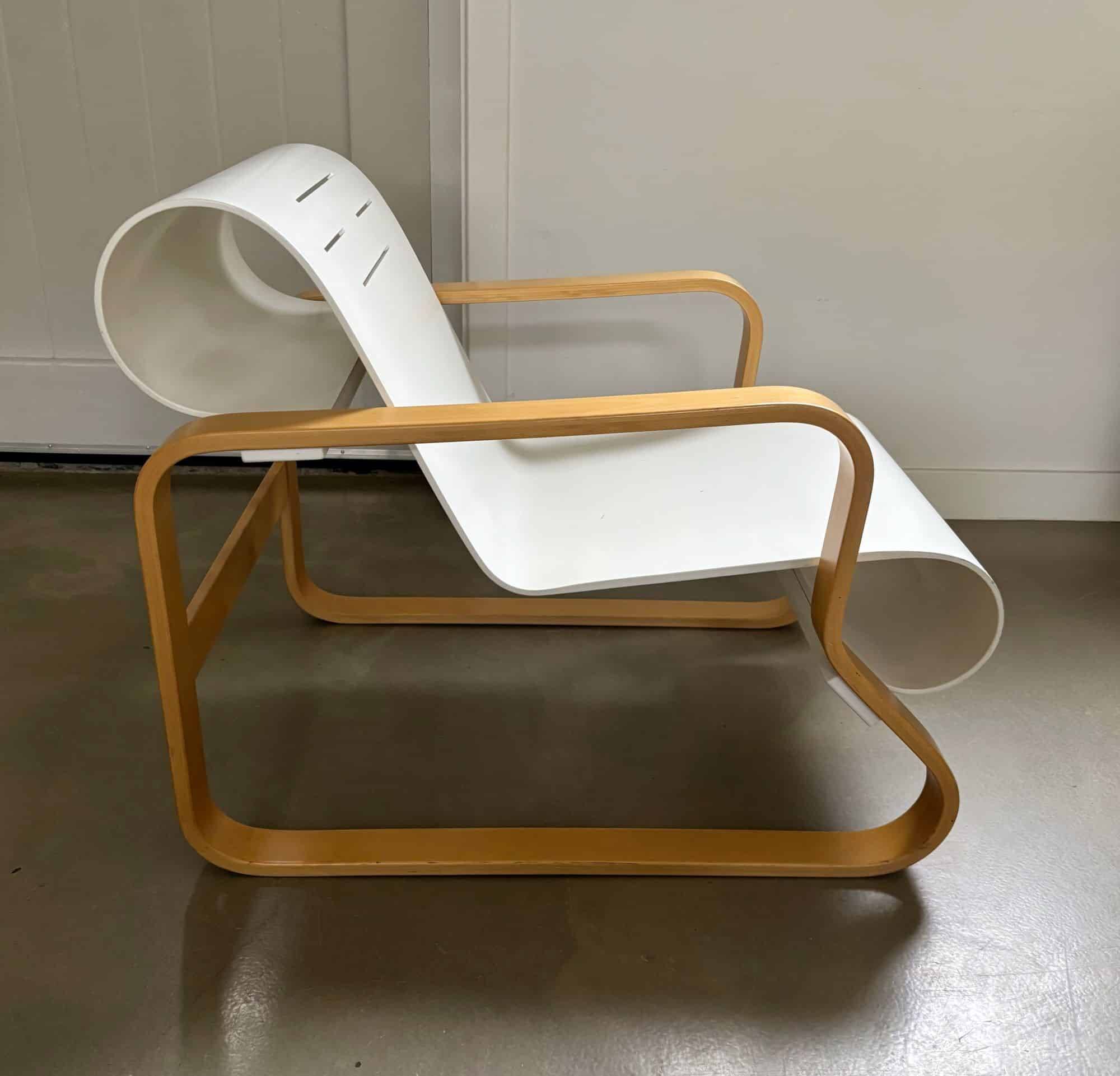 Alvar Aalto Paimio No. 41 lounge chair for Artek, 1931