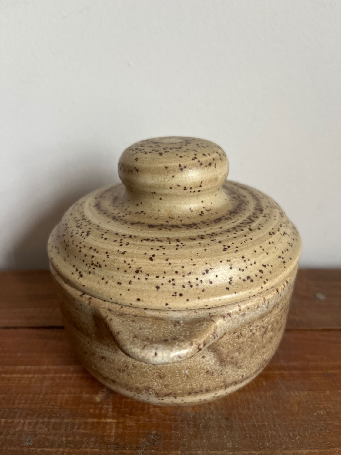 Stoneware sugar bowl