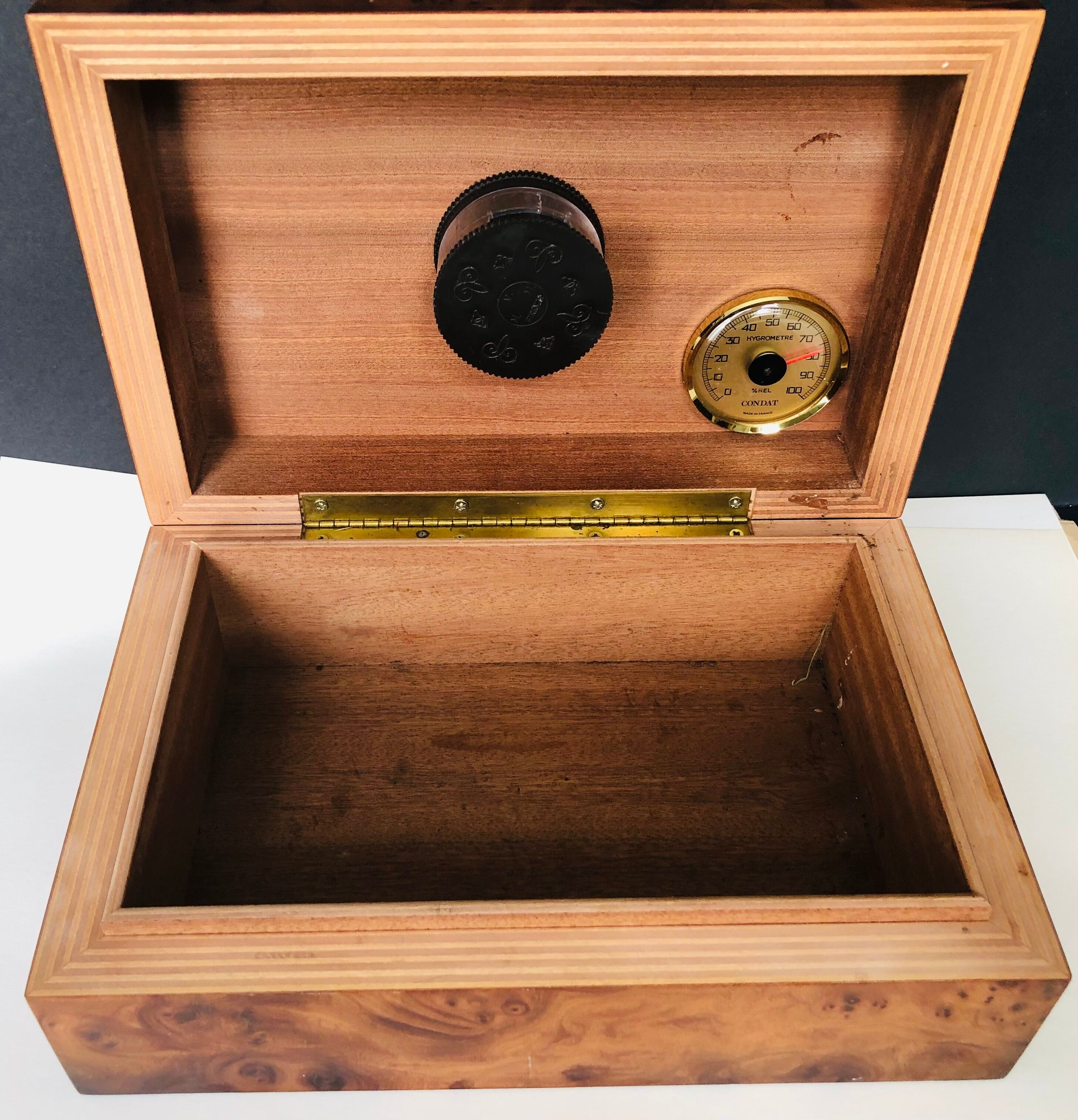 Cigar box