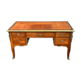 Desk in louis XV marquetry