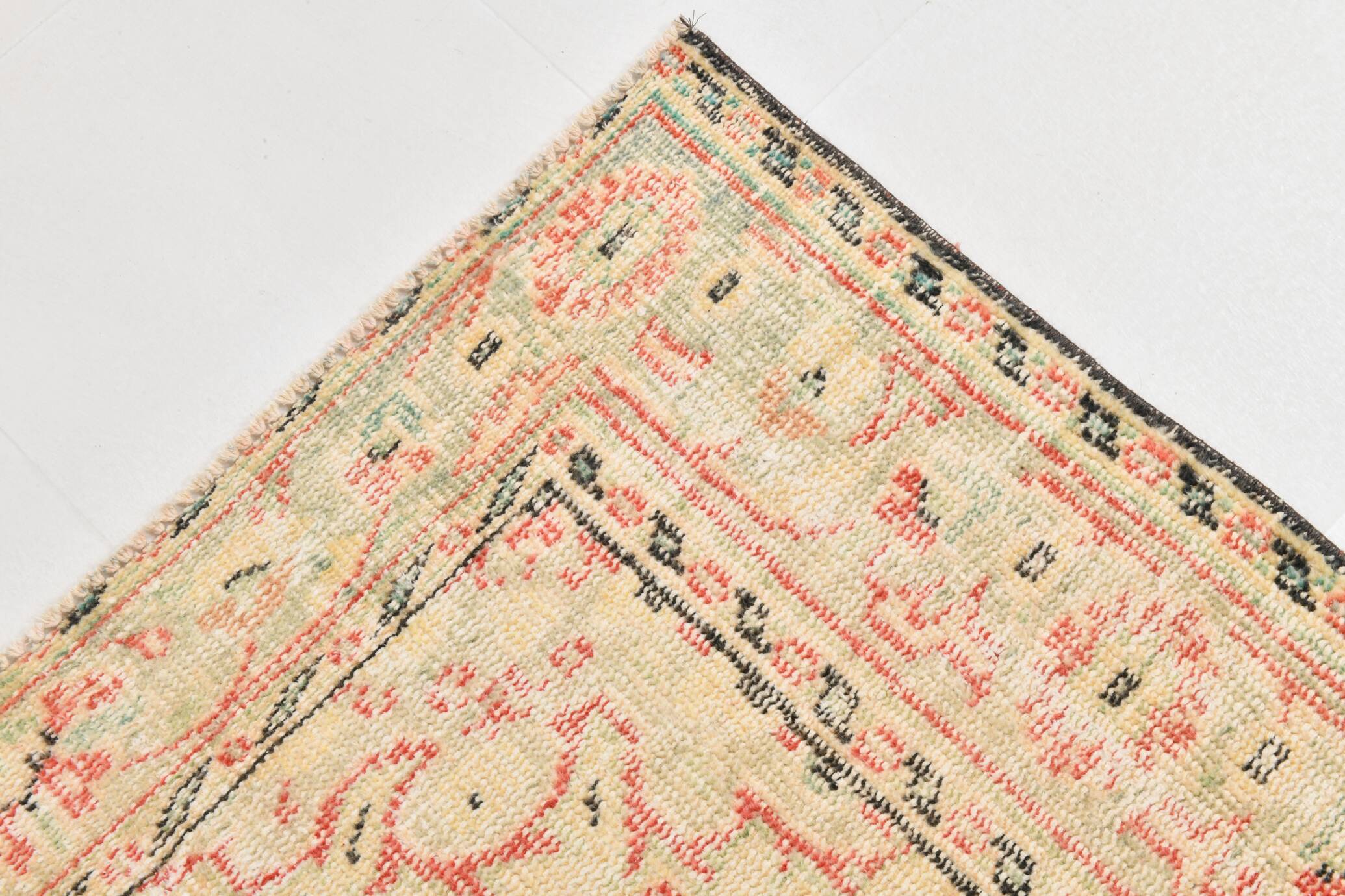 5x8 Red & Cream Turkish Rug 172x256Cm SK 21933