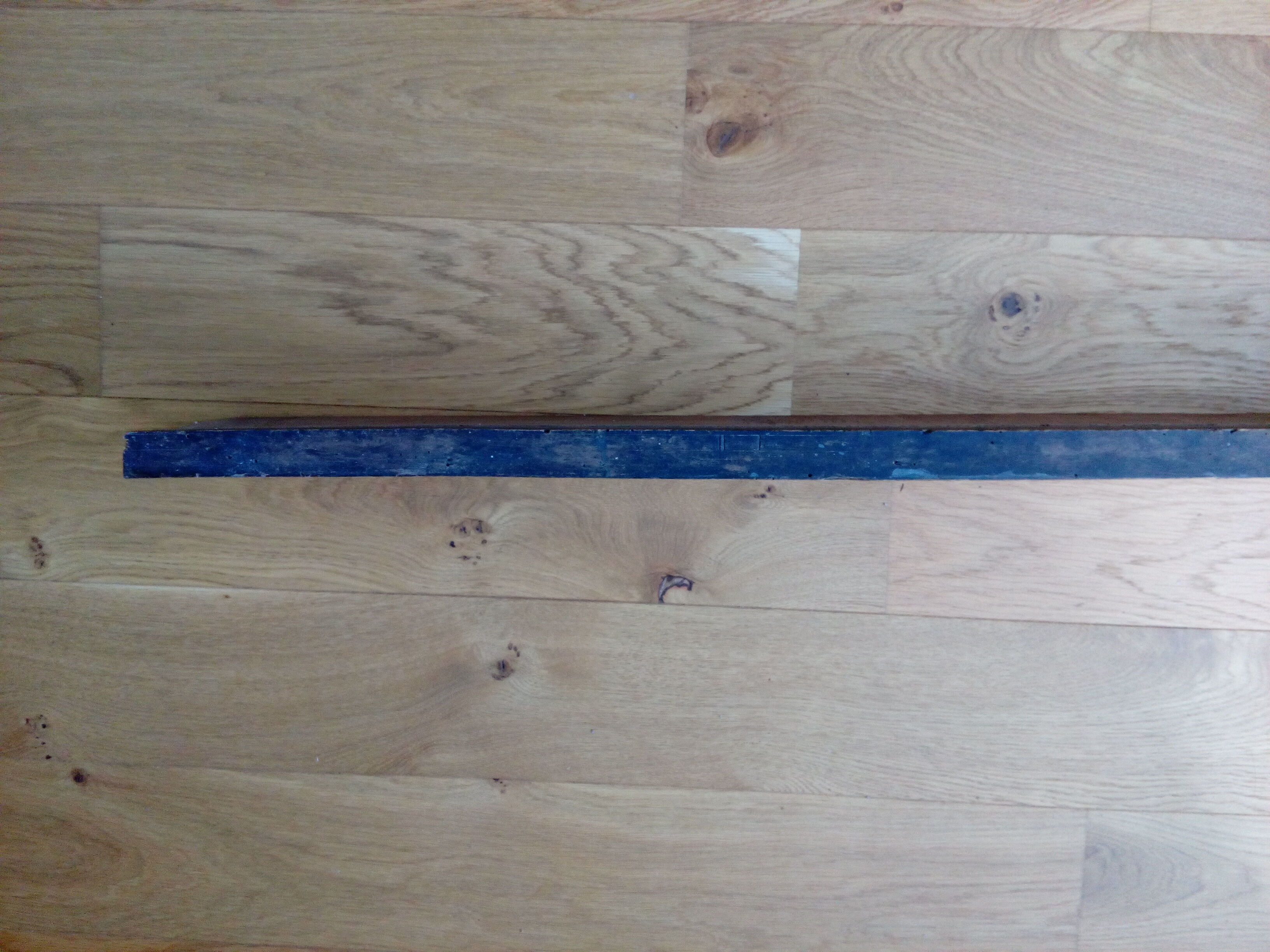 Carved front in solid wood