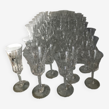 Service of 49 Val St Lambert glasses in cut crystal