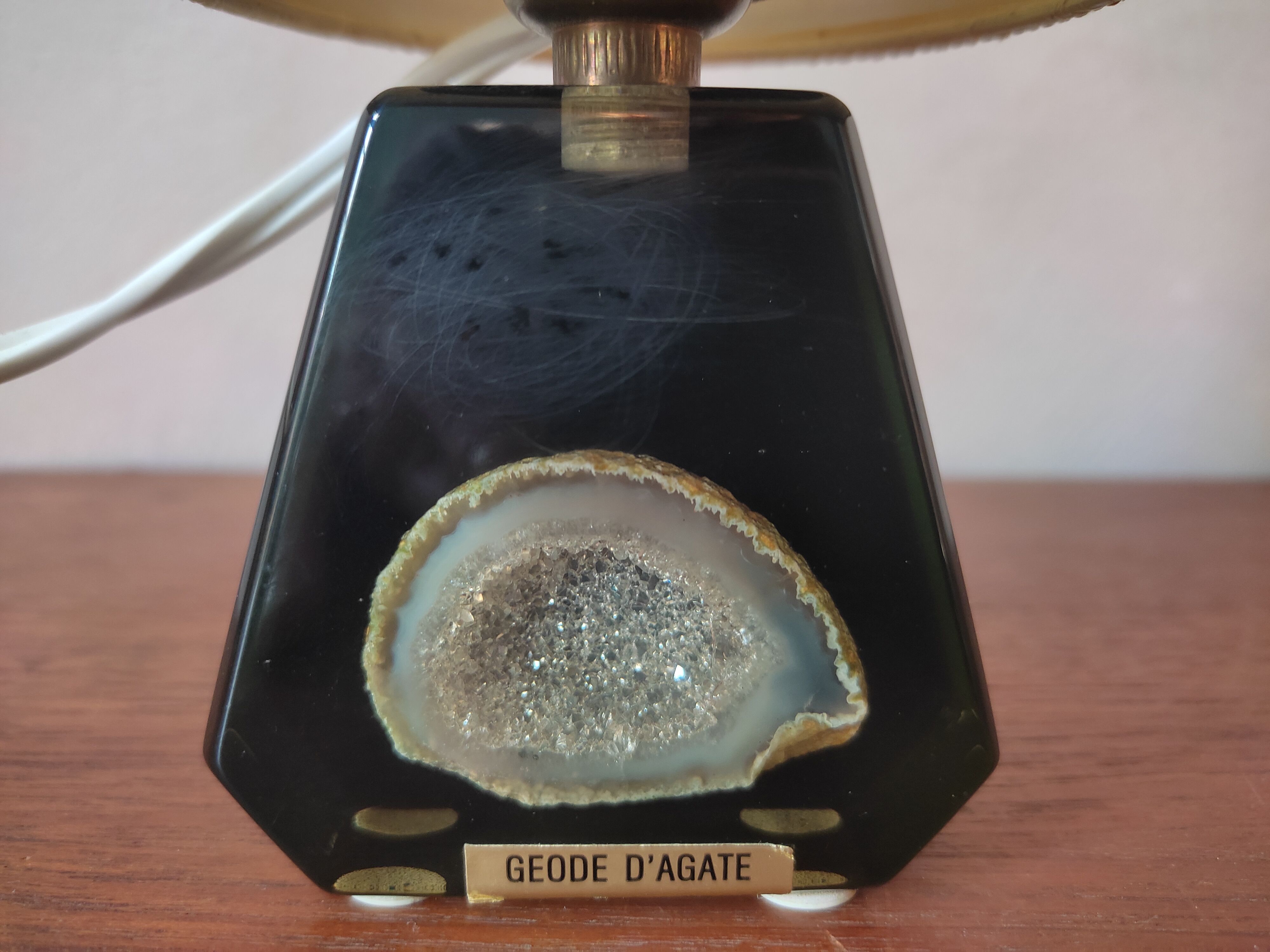 Agathe's mini geode lamp