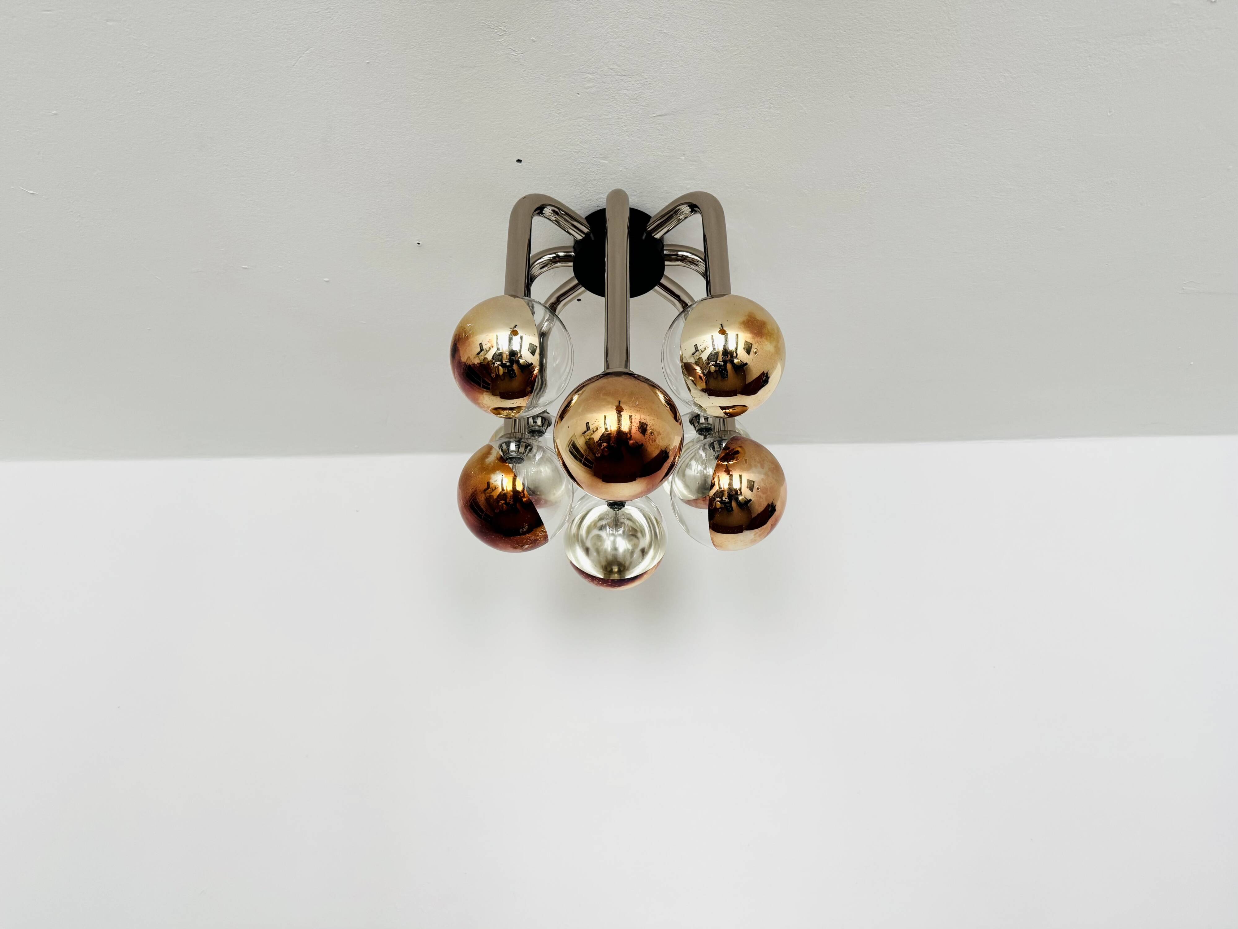 Plafonnier sapce age par Temde